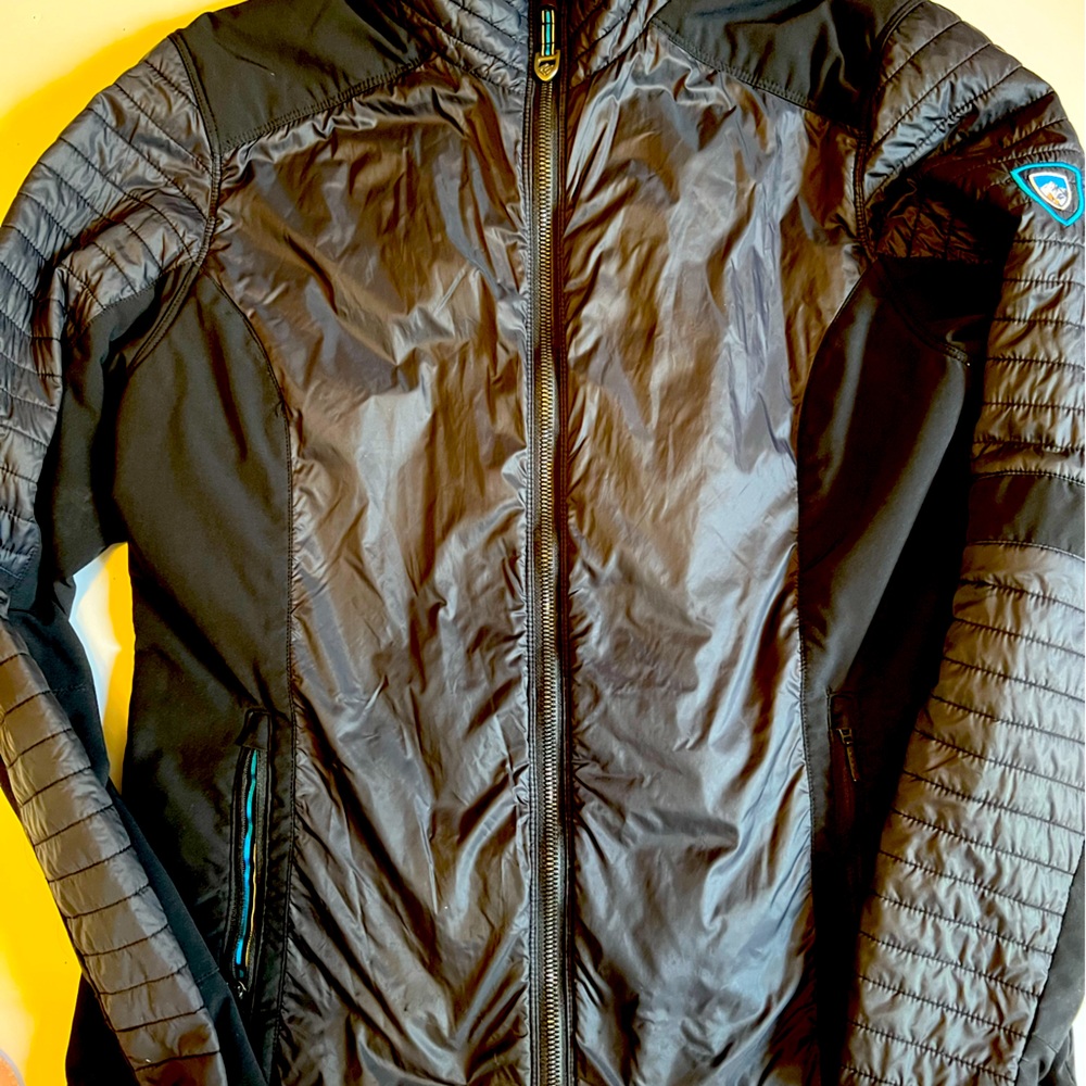Men’s Black KULE zip up jacket. Size Medium